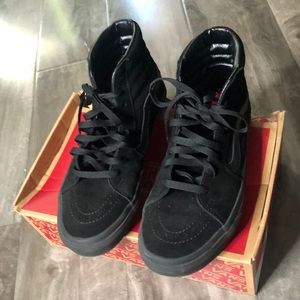 Black on Black Sk8-Hi Size 8 Vans